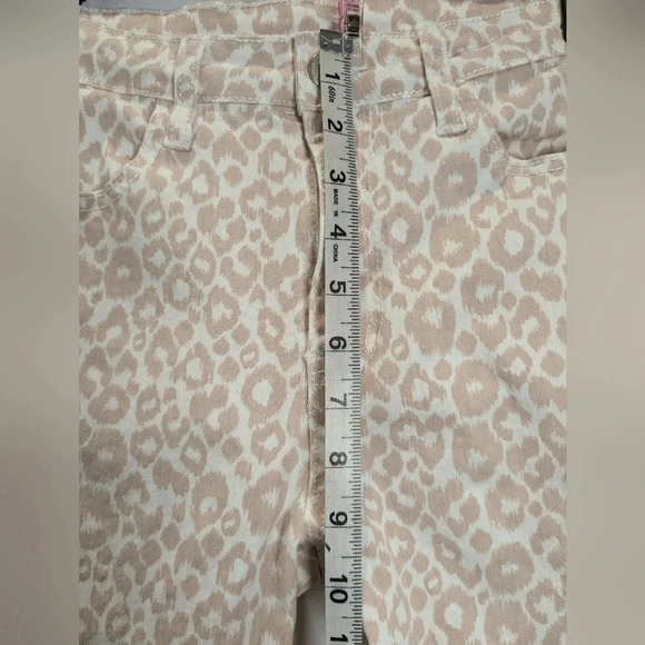 Altar'd State Cheetah print bell bottom jeans, pink / cream, size M - Picture 4 of 11
